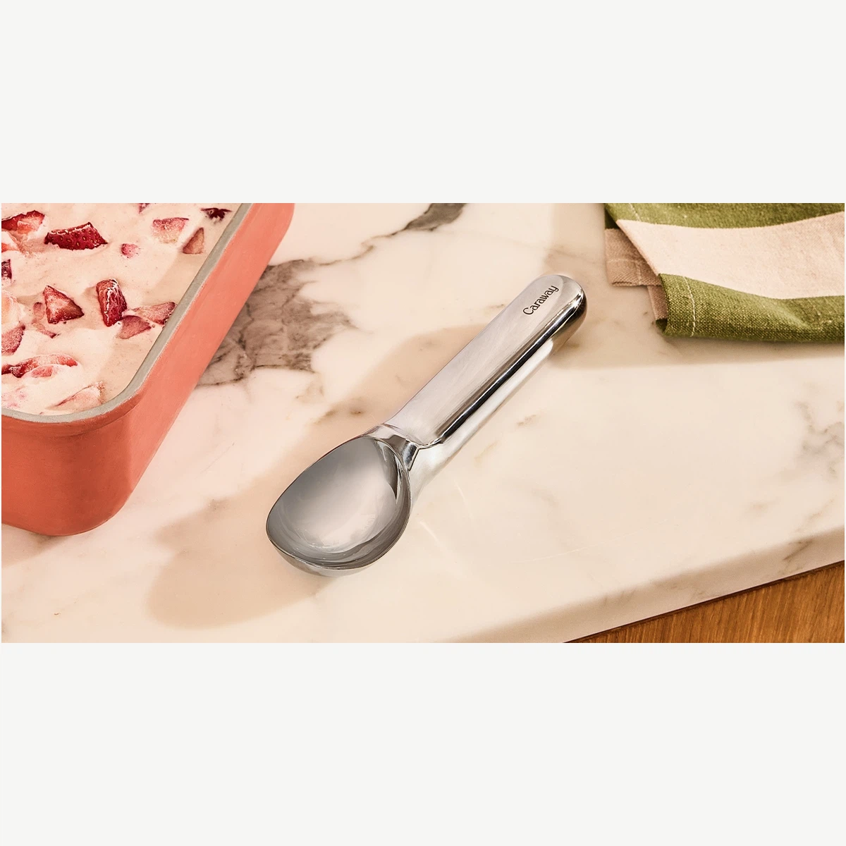 caraway-non-toxic-stainless-steel-ice-cream-scoop-heavy-duty-ergonomic-design-of image 1