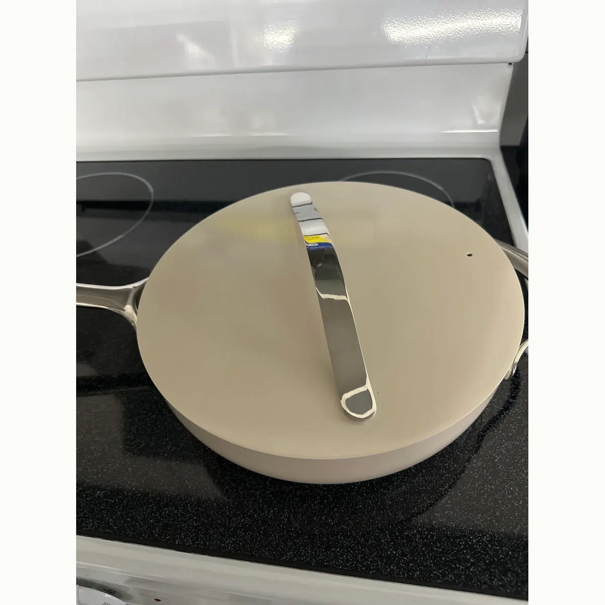 Nice pan