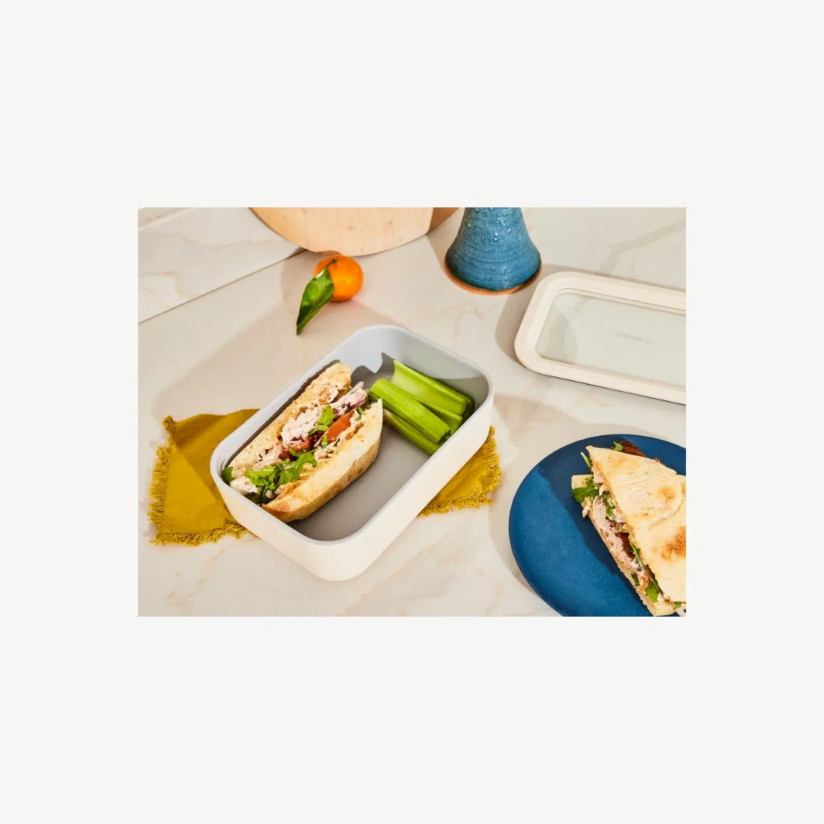 caraway-non-stick-ceramic-coated-medium-glass-food-storage-container-with-air-re image 5