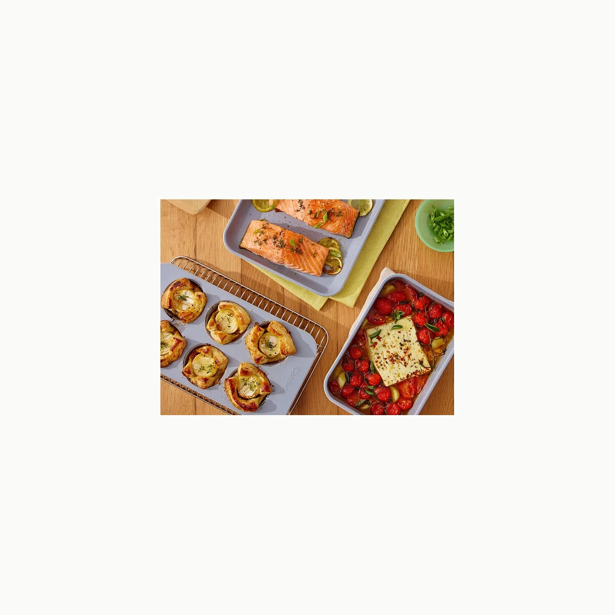 caraway-bakeware-set-non-toxic-ceramic-non-stick-4-piece-mini-muffin-pizza-pie-p image 8
